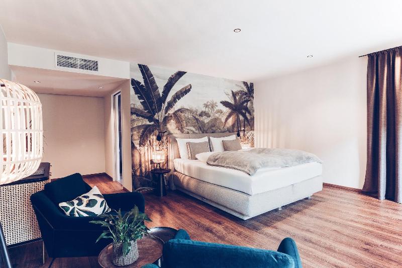 Botango Hotel image