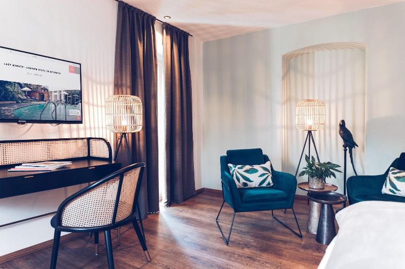 Botango Hotel image
