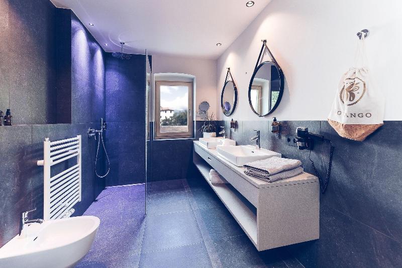 Botango Hotel image
