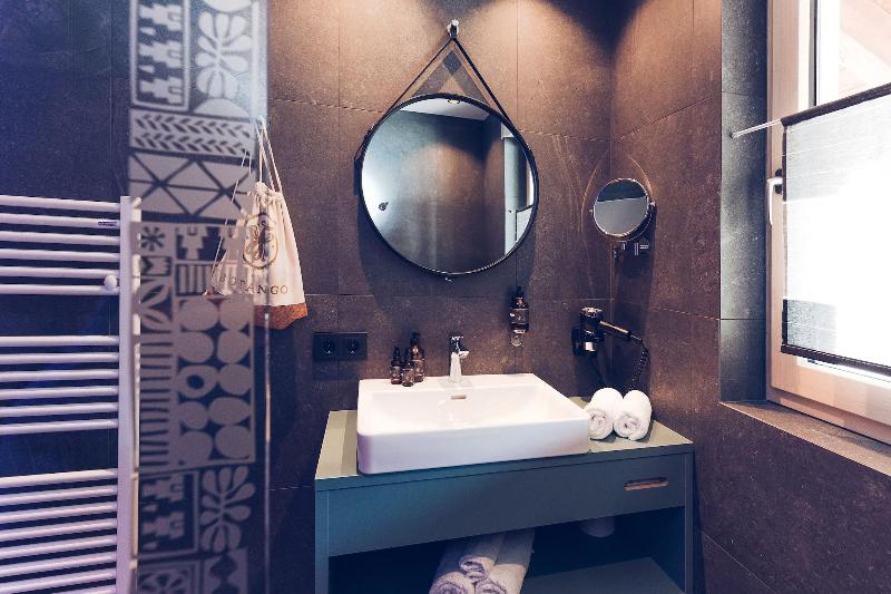 Botango Hotel image