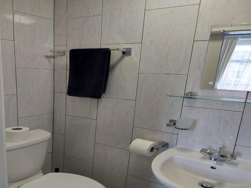 The Holmeleigh Hotel - Guest house image