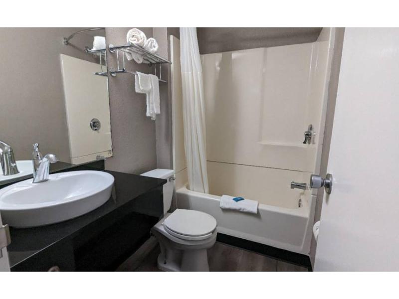 Motel 6 Danvers, Ma - Boston North GA image