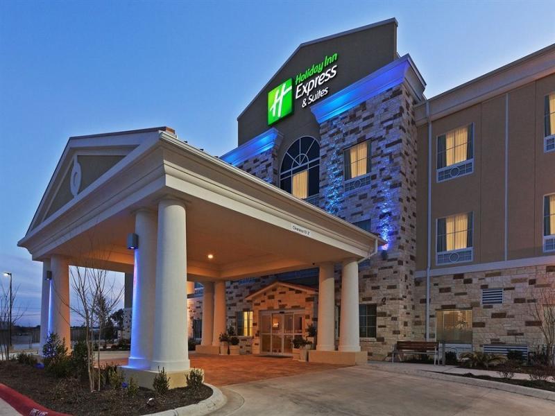 Holiday Inn Express Hotel & Suites Brady