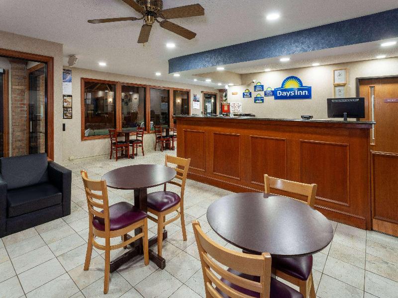 Days Inn by Wyndham Wooster image