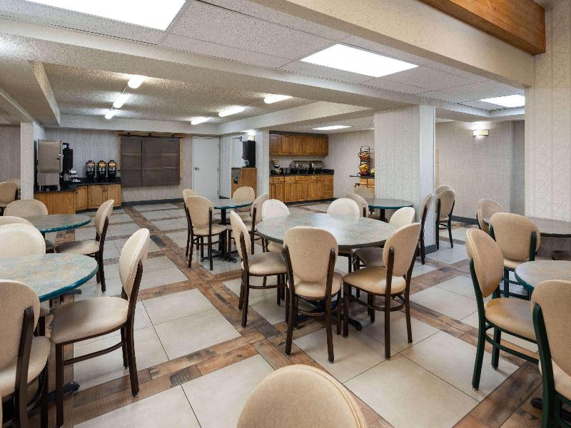 Days Inn & Suites by Wyndham Bozeman image