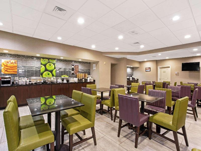 La Quinta Inn & Suites Boston Andover image