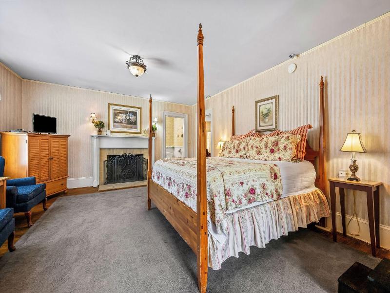DOUBLE SUPERIOR KING BED — photo 6