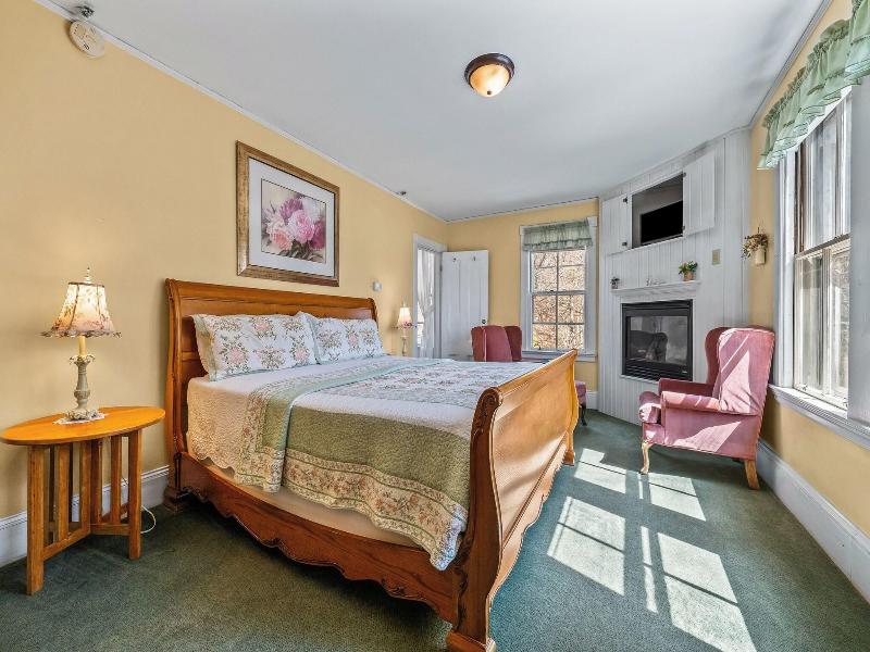 DOUBLE SUPERIOR KING BED — photo 4