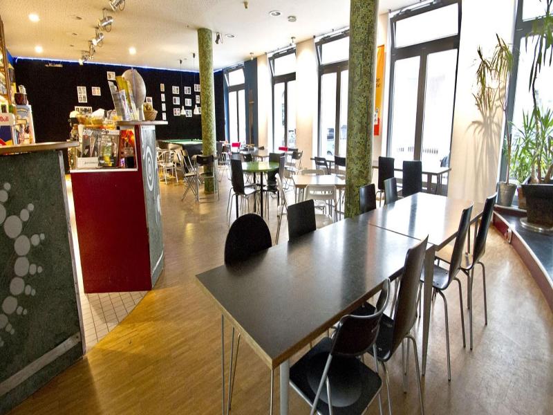 Heart of Gold Hostel Berlin image