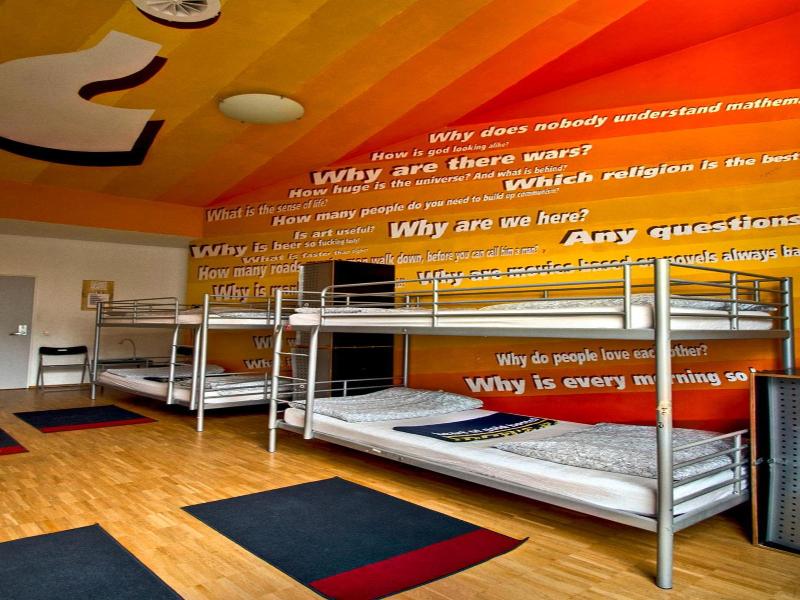 Heart of Gold Hostel Berlin image