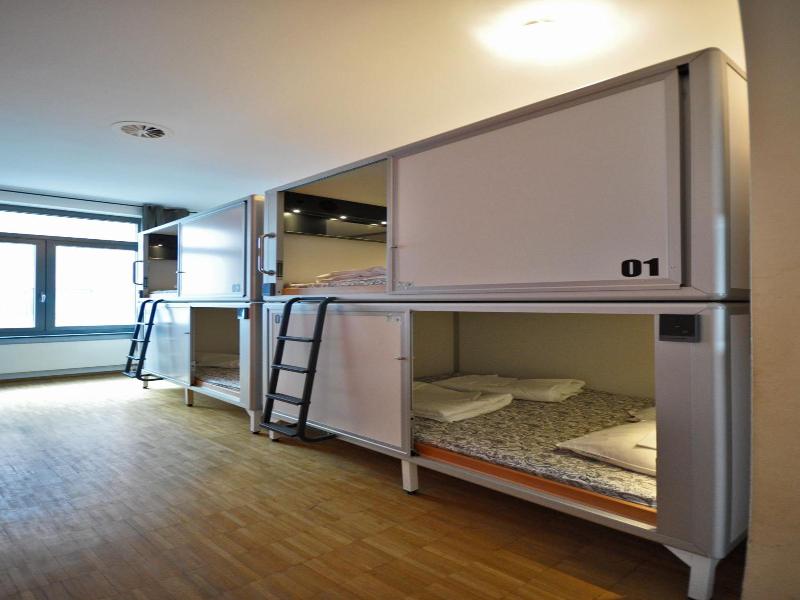 Heart of Gold Hostel Berlin image