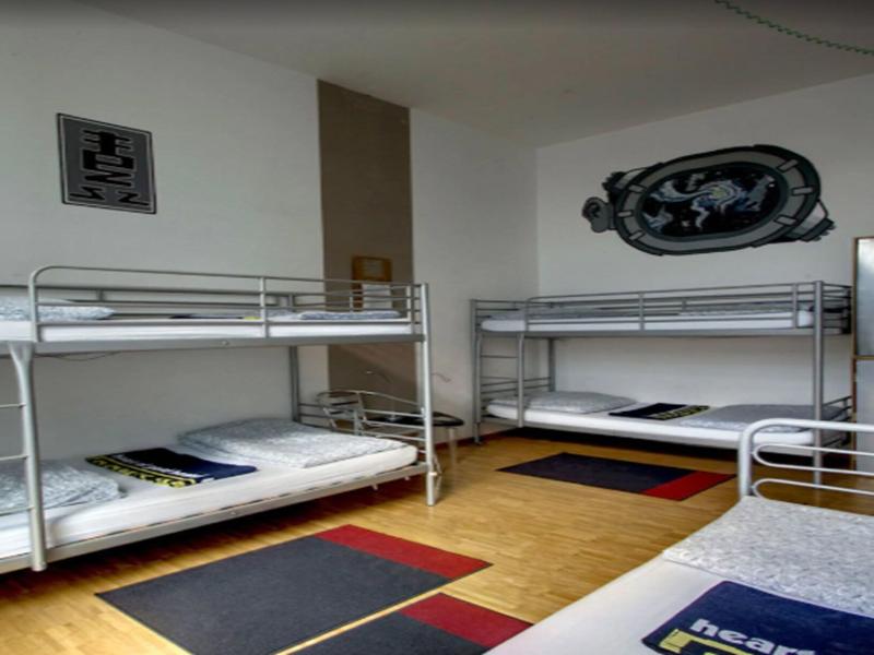 Heart of Gold Hostel Berlin image