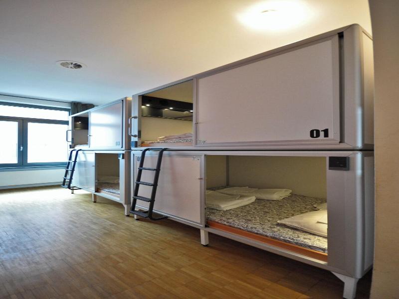Heart of Gold Hostel Berlin image