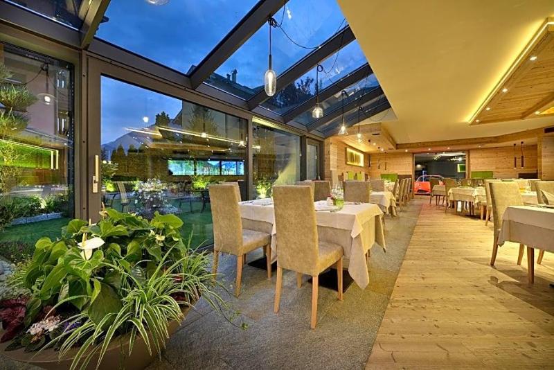 Sporthotel Rosatti image