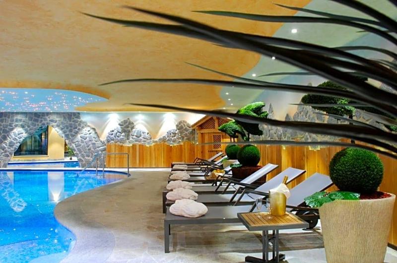 Sporthotel Rosatti image