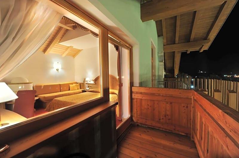 Sporthotel Rosatti image