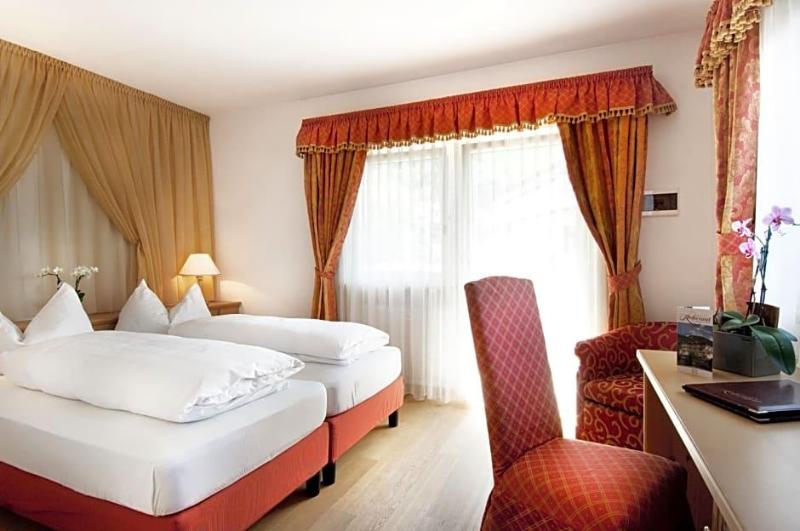 HOTEL ROTWAND ***S image