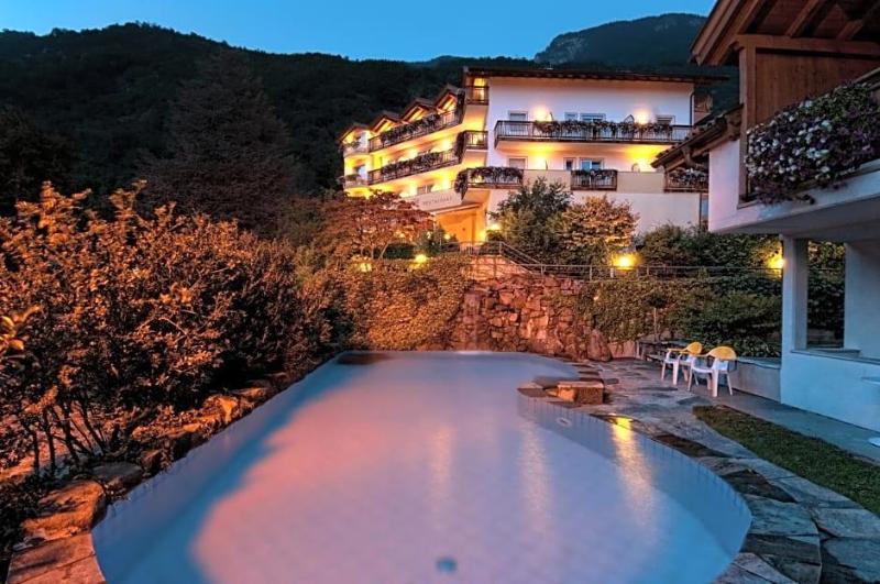 HOTEL ROTWAND ***S image