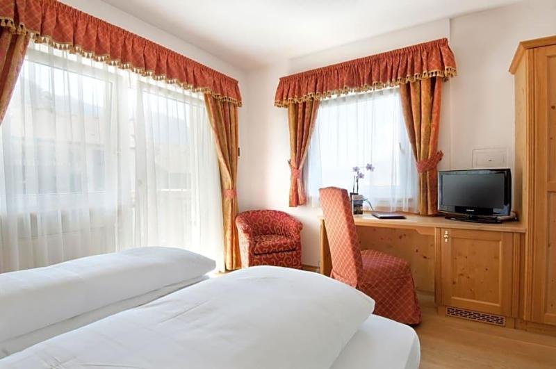 HOTEL ROTWAND ***S image