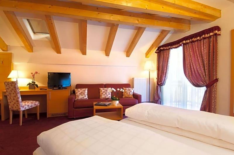 HOTEL ROTWAND ***S image
