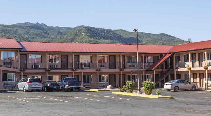 Mountain View Lodge image