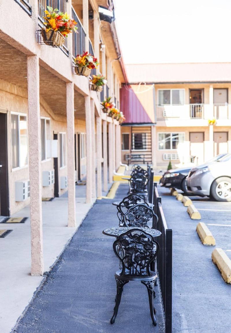 Mountain View Lodge image