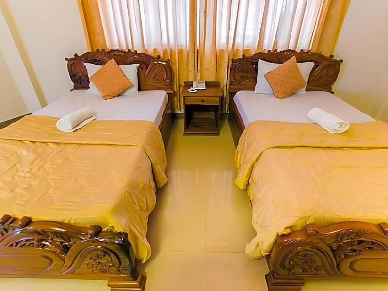Star Hotel image