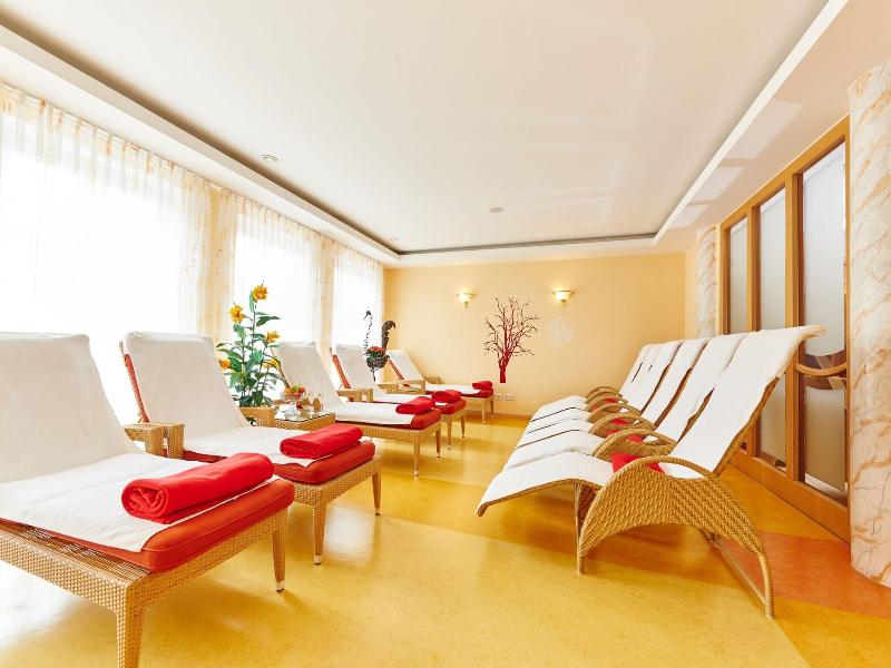 Akzent Wellnesshotel Bayerwald Residenz image