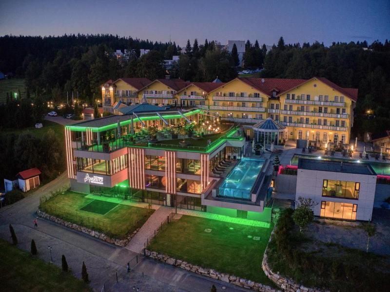 Sport & Wellnesshotel Angerhof image