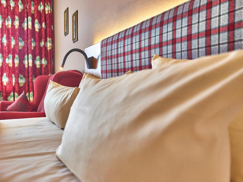 Sport & Wellnesshotel Angerhof image