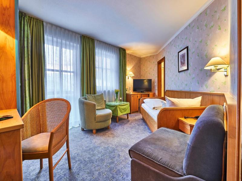 Sport & Wellnesshotel Angerhof image