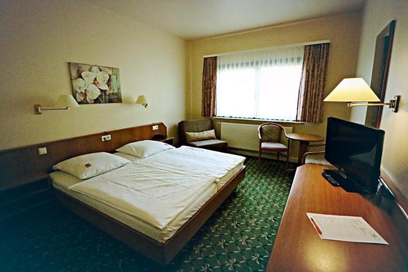 Landhotel Krausnick image