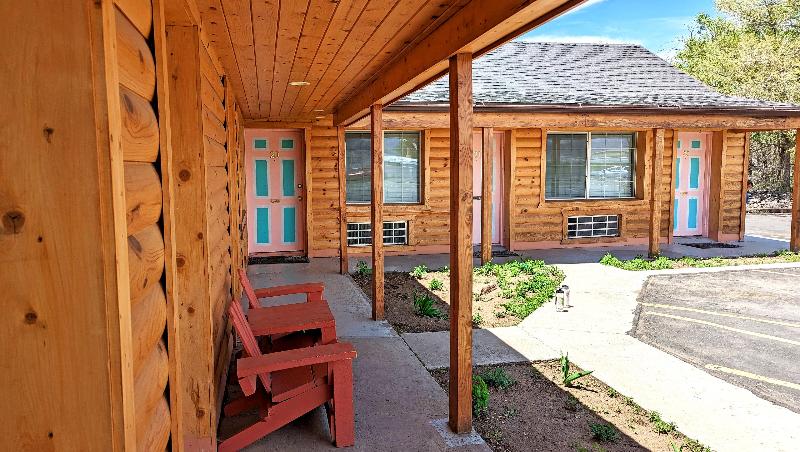 Marianna Inn Panguitch image