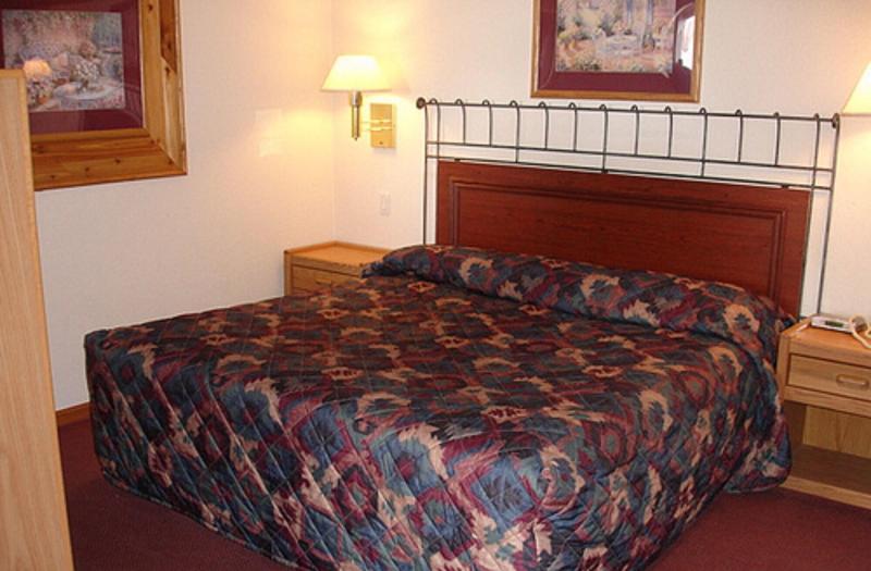 North Country Inn & Suites image