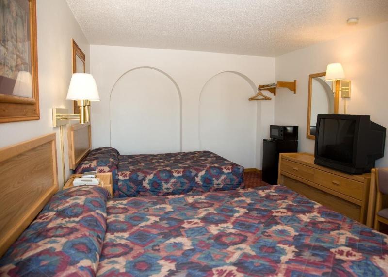 North Country Inn & Suites image