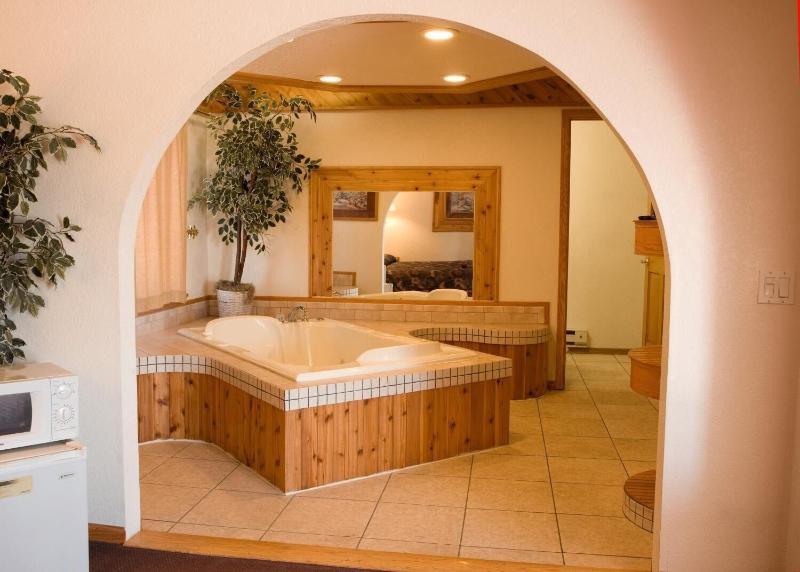 North Country Inn & Suites image