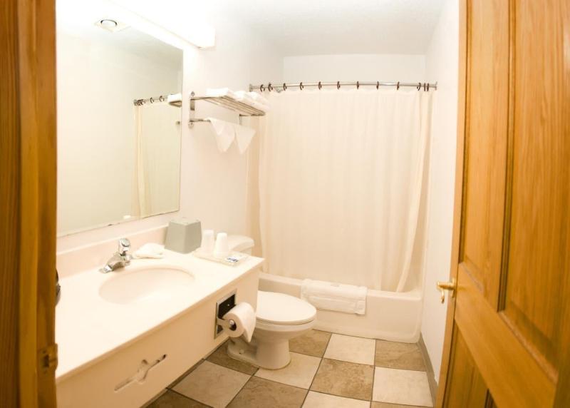 North Country Inn & Suites image