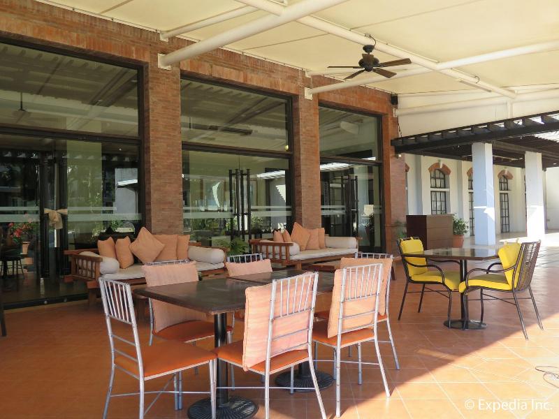 Pontefino Hotel & Residences image