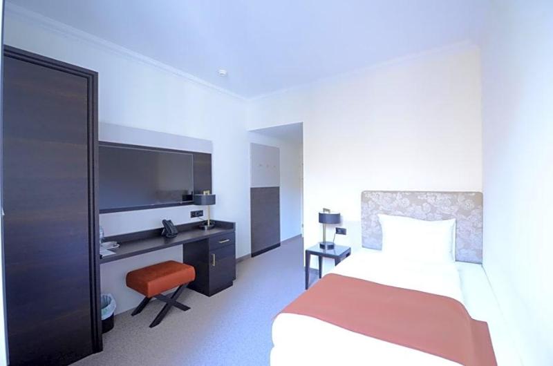 Bad Schauenburg, Hotel image
