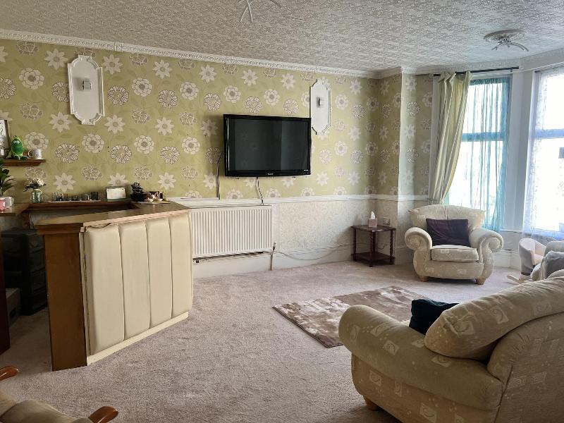 Holmlea - Guest house image