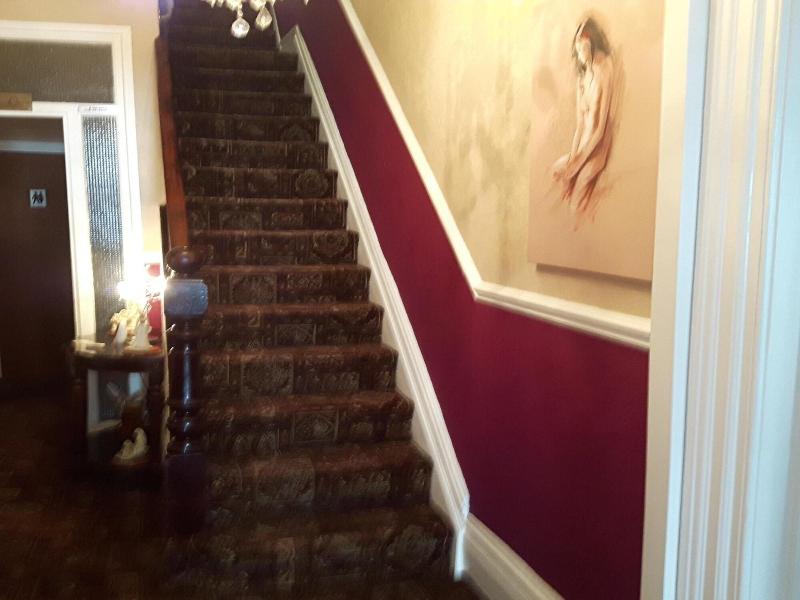Wellington Hotel - Guest House image