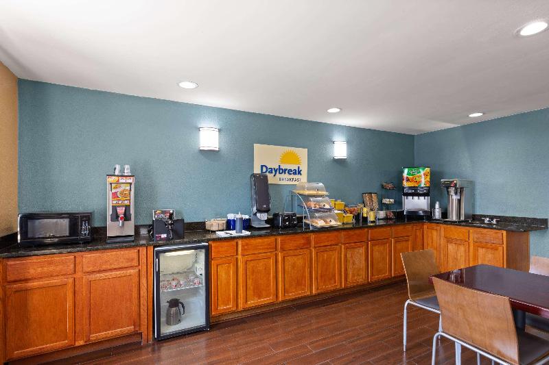 Days Inn by Wyndham Glasgow image