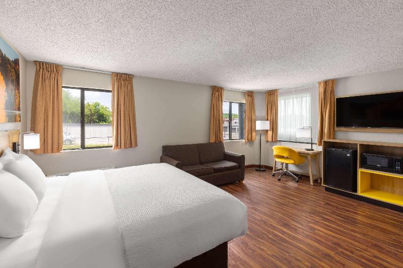 Days Inn by Wyndham Glasgow image