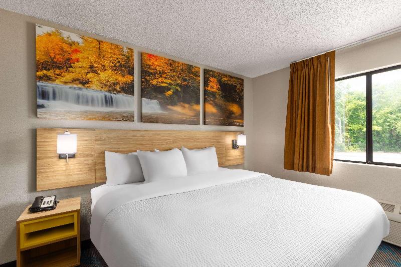 Days Inn by Wyndham Glasgow image