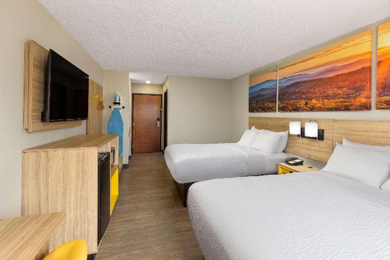 Days Inn by Wyndham Glasgow image