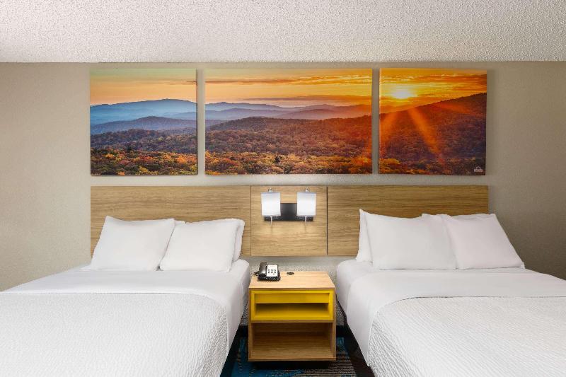 Days Inn by Wyndham Glasgow image