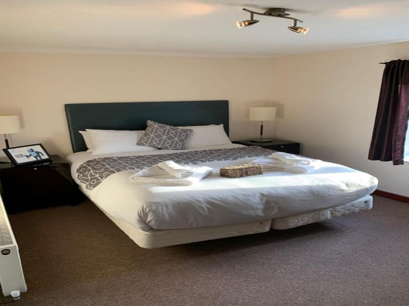 The Swan Hotel image