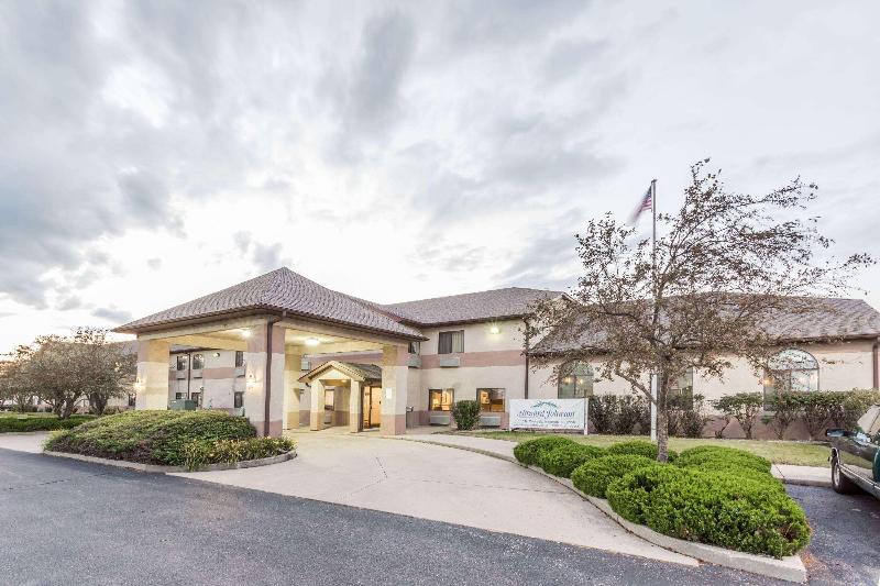 Howard Johnson by Wyndham Manteno image
