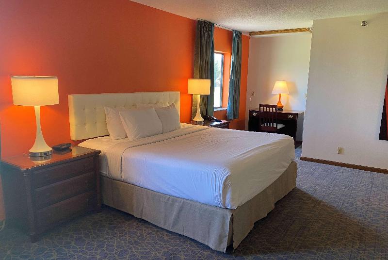 Howard Johnson by Wyndham Manteno image