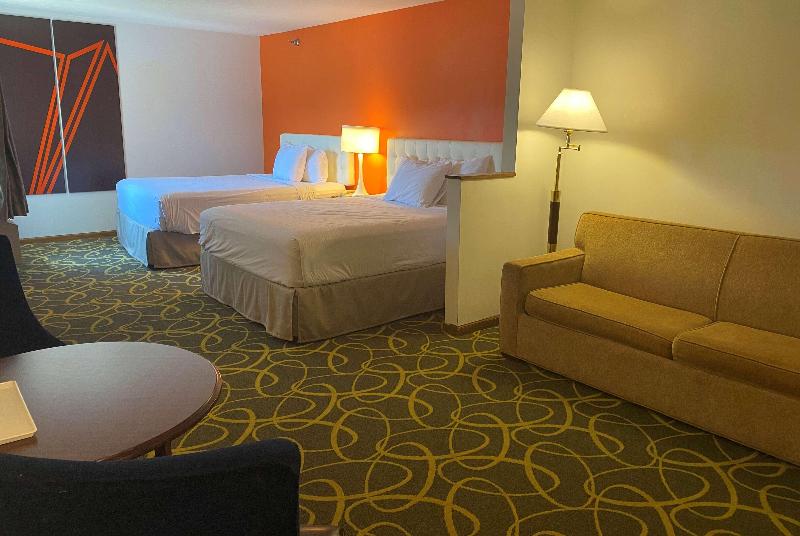 Howard Johnson by Wyndham Manteno image